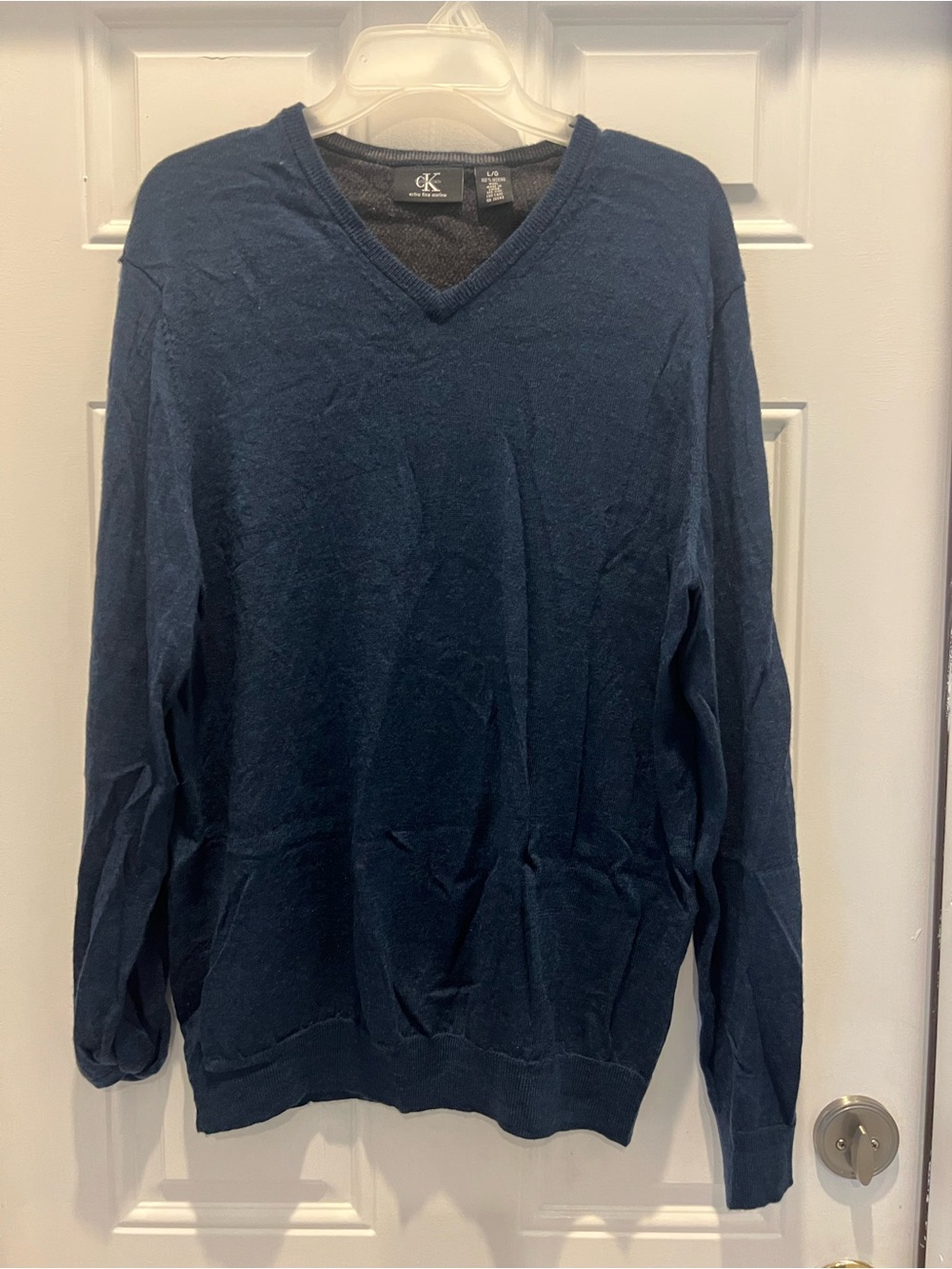 Calvin Klein Men's Extra Fine Merino V-Neck Sweater Size L/G Navy Blue # 863
